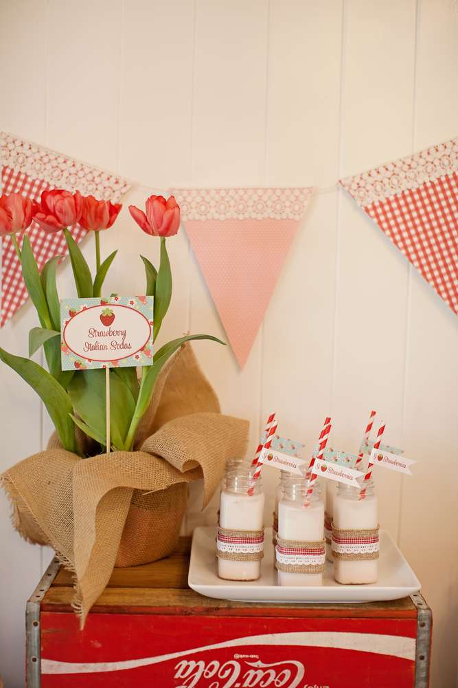 strawberry_styled_shoot__017
