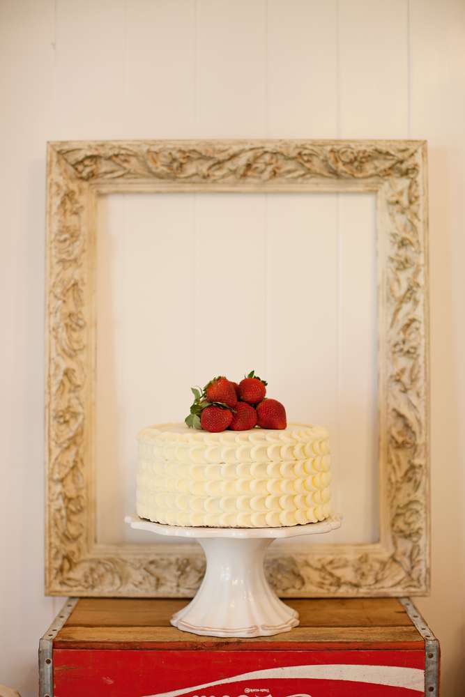 strawberry_styled_shoot__033