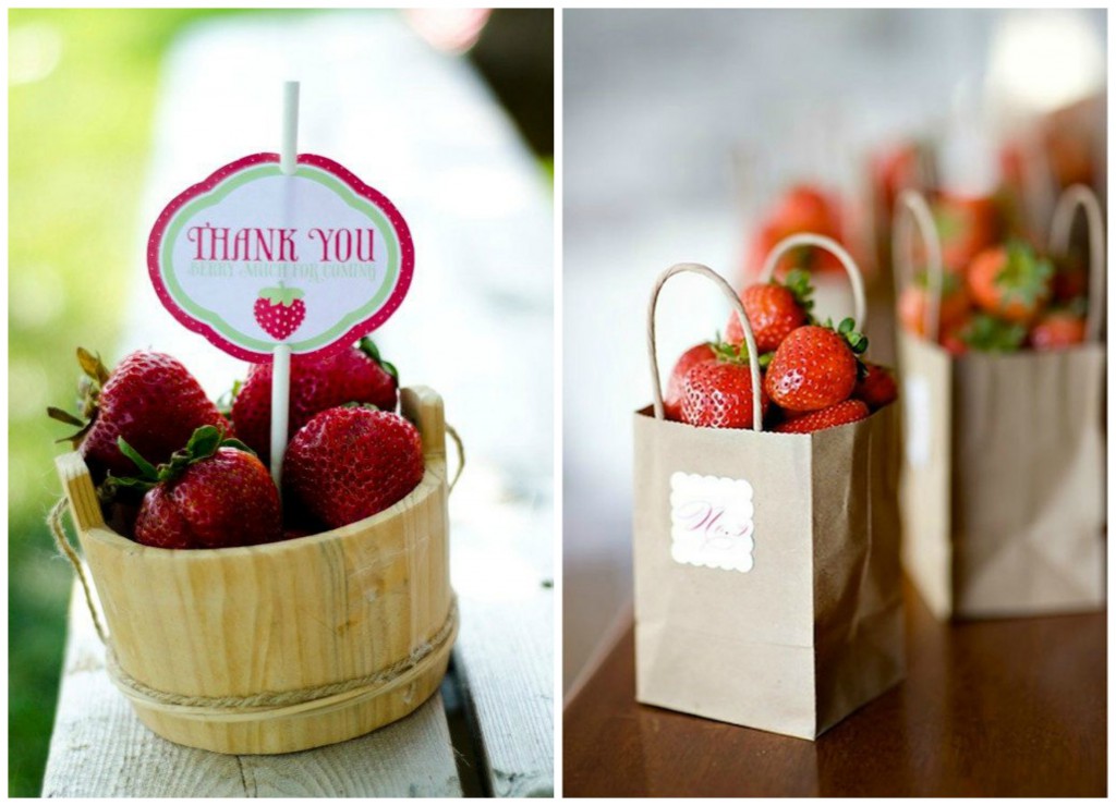 STRAWBERRY FAVORS