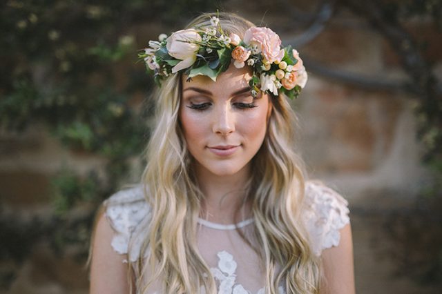 Relaxed-Vintage-Boho-Wedding-Inspiration-Bride-Dress-Flower-Crown-Hair-Makeup